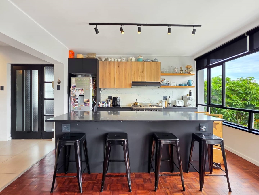 To Let 2 Bedroom Property for Rent in Sea Point Western Cape